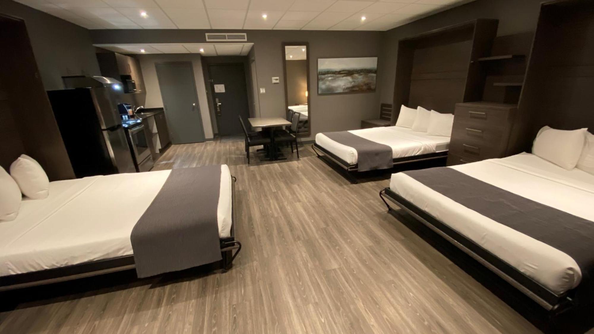 Hotel & Suites Le Dauphin Drummondville Eksteriør bilde