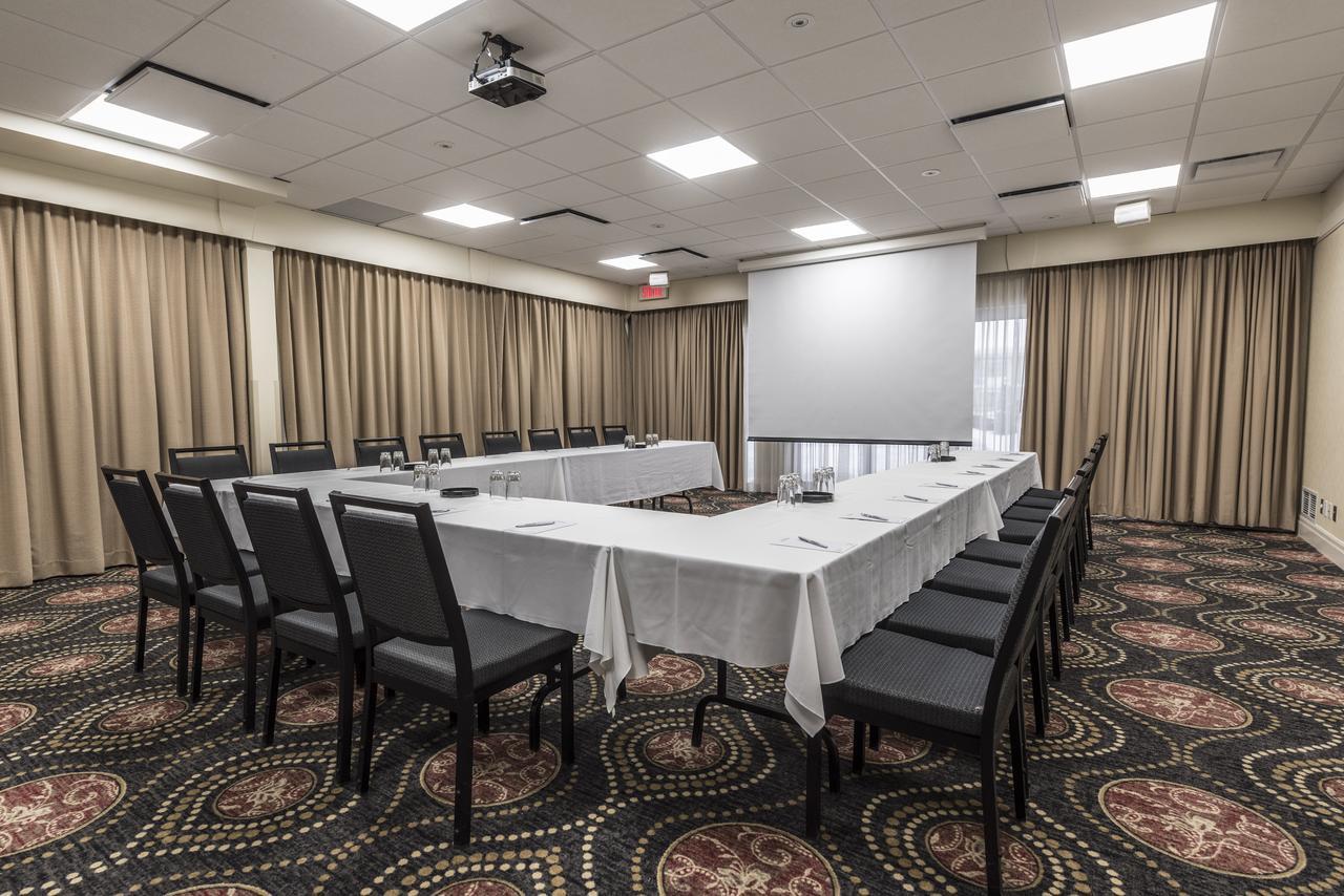 Hotel & Suites Le Dauphin Drummondville Eksteriør bilde